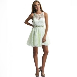 Dave and Johnny 10585 (ONLY SIZE 0 IVORY)